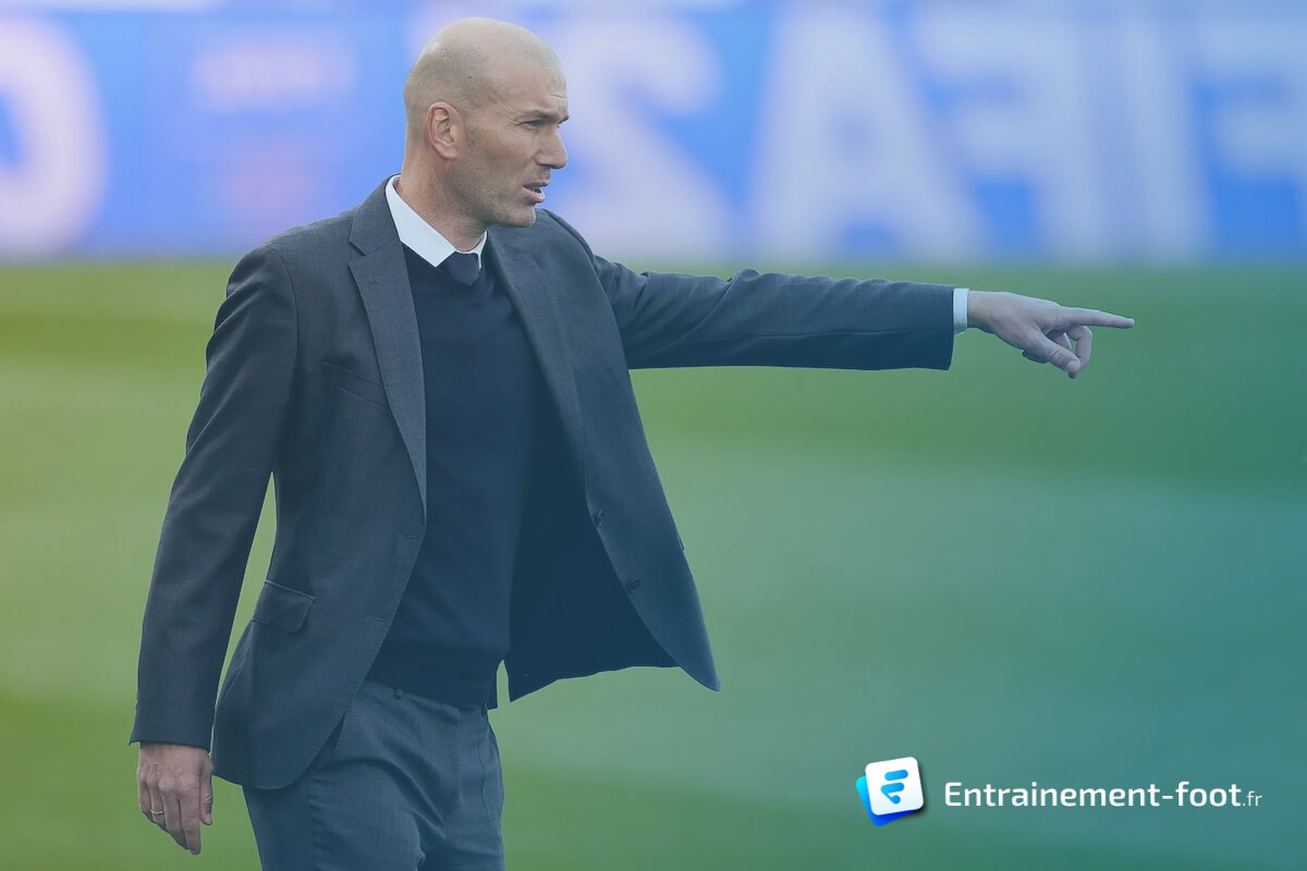 Los 5 mejores entrenadores del mundo - Zidane